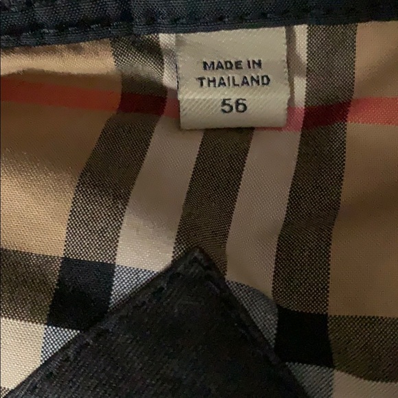 Burberry - Picture 3 of 5